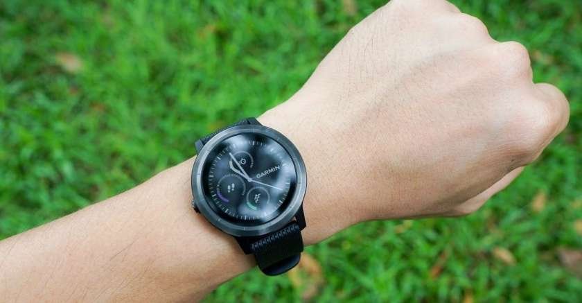 Best smartwatch under 1500